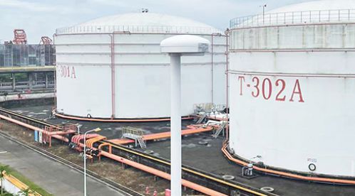 大型油气存储基地雷电预警系统：保护您的安全与财产！-易造防雷